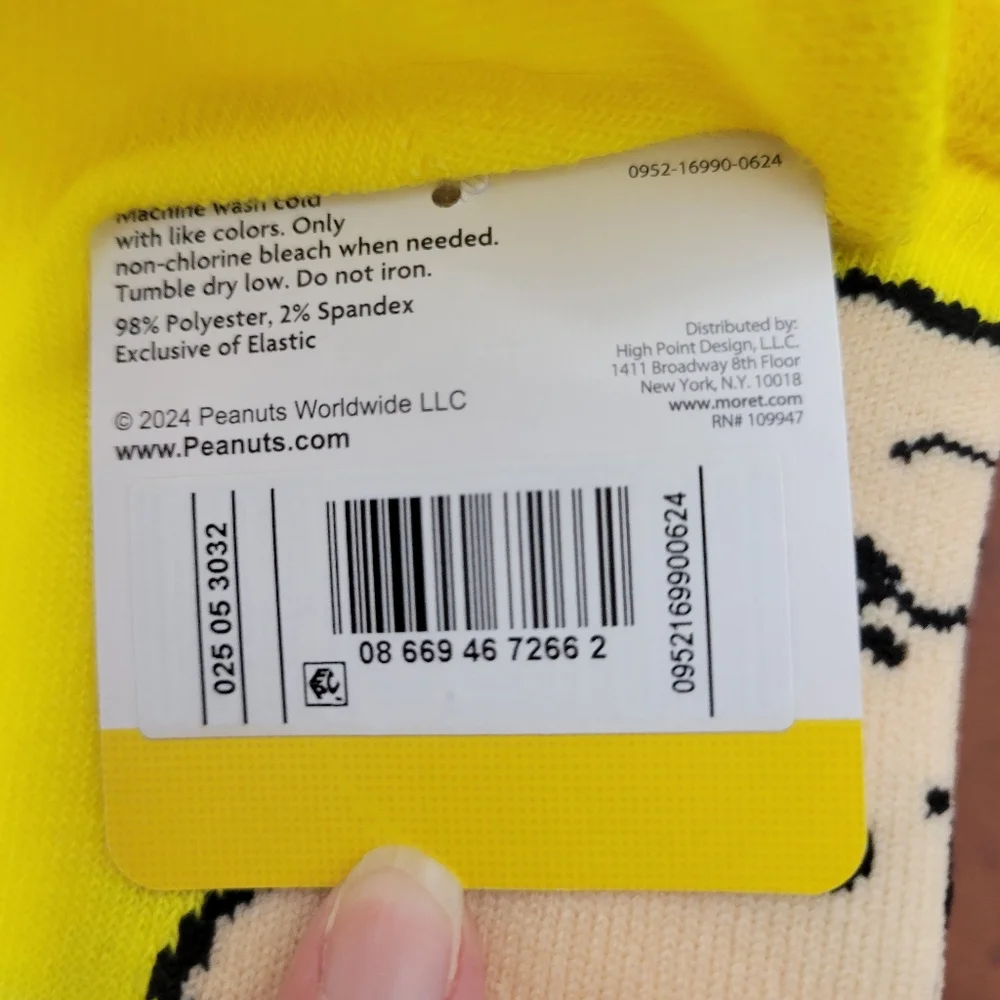 Peanuts Women Bright Yellow Snoopy Ankle No-Show Socks 6 Pk Size 4-10 Nwt